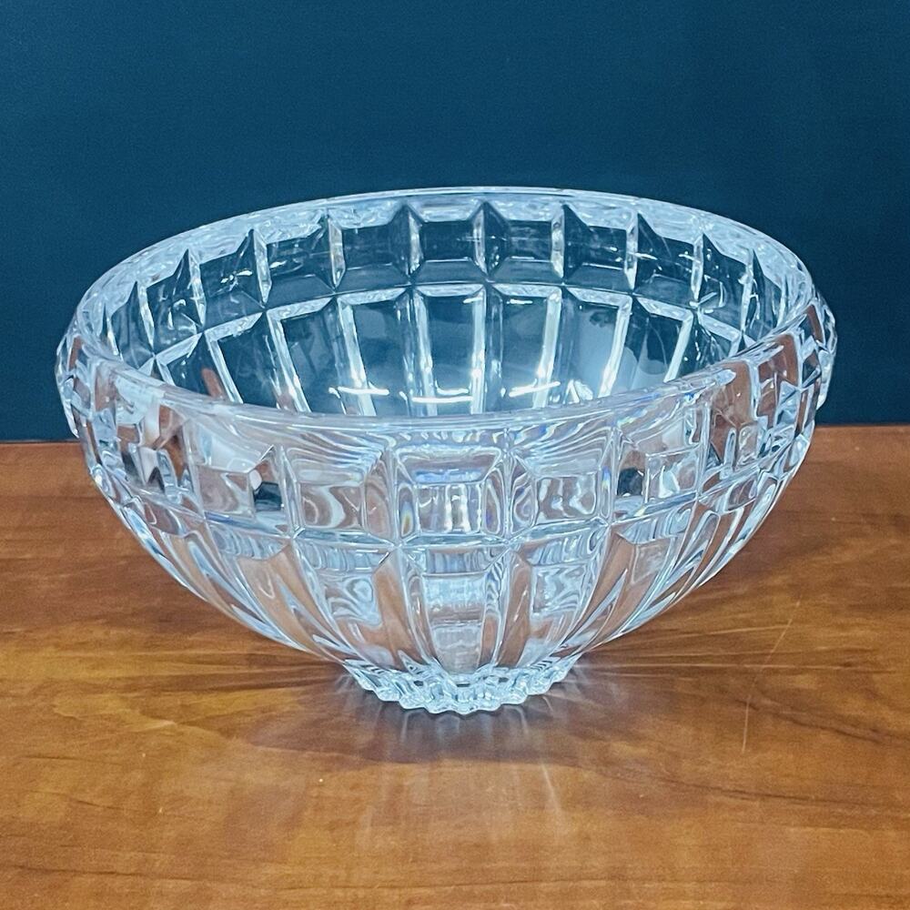 Mikasa Reflections Austrian Crystal Faceted 8" Bowl, 4.5"Tall Hand Cut Thick